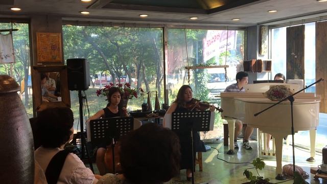 Shostakovich Waltz No.2 - arr. Youngmin Choi смотреть онлайн