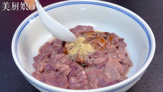 豬肝只用清水洗，等於吃毒素，大廚教你正確做法，血水毒素全跑光，【麗麗廚房】，Chinese chives Stir-fried Pork Liver #Recipe，#韭菜炒豬肝料理，#韭菜炒豬肝食 смотреть онлайн