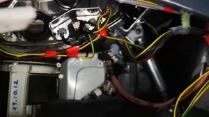 Течёт стиральная машинка, как устранить течь