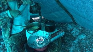 Палатка из тента и деревянная ложка своими руками