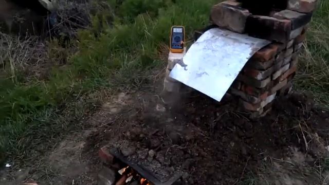 My first backyard pottery kiln. Part 1 смотреть онлайн