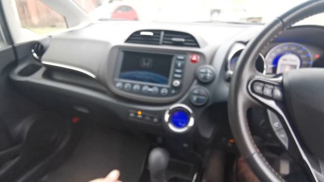 КРАТКИЙ ВИДЕООБЗОР HONDA FIT SHUTTLE HYBRID 2012 ГОДА, ДВС 1300 СС, ПЕРЕДНИЙ ПРИВОД смотреть онлайн