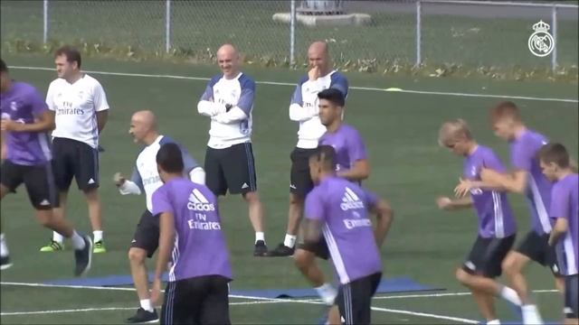 тренировки вратарей: "Реал Мадрида" l Goalkeeper Real Madrid training смотреть онлайн