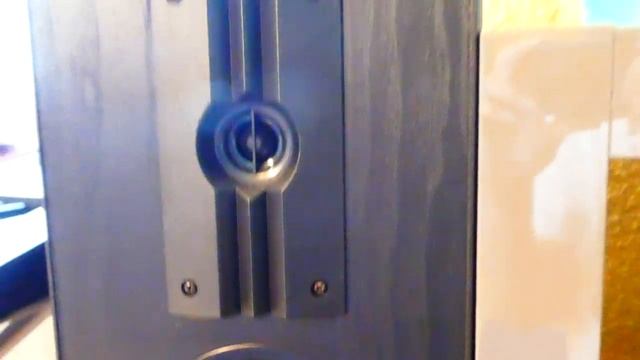 Panasonic SA-PM10 powering CAT LEB-404 3 Way Floorstanding speakers 4K Video! смотреть онлайн