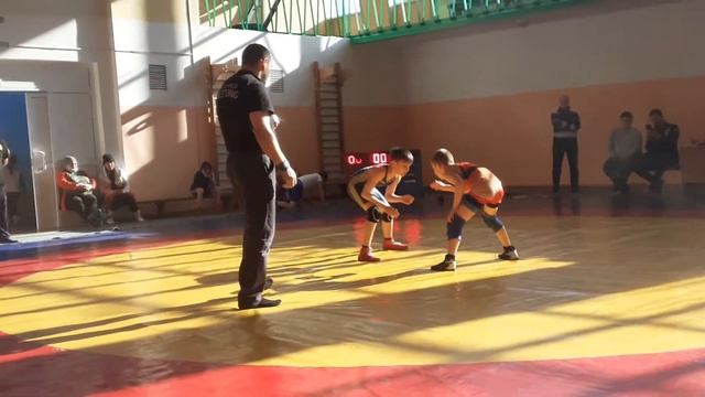 Новокшанов vs Гончаров Финал 32 кг; г. Осинники смотреть онлайн