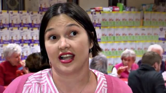 Local women's group answers the call to help moms-to-be in need смотреть онлайн