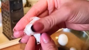 Как чистить шампиньоны.