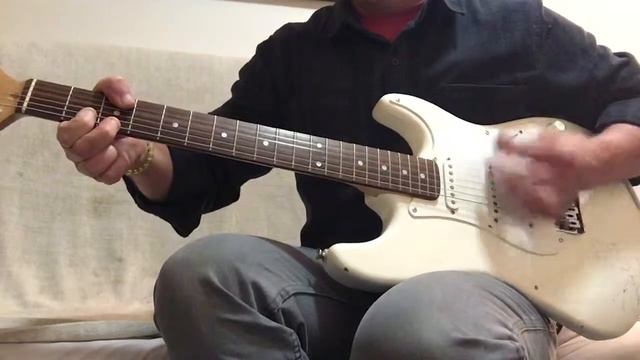 1996 Squier Strat 50th Anniversary White China смотреть онлайн