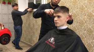 МУЖСКАЯ СТРИЖКА КРОП . Лёгкий вариант стрижки .