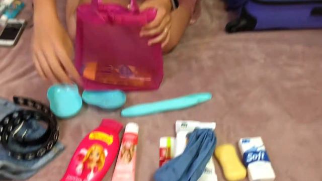 Собираем ЧЕМОДАН в ЛАГЕРЬ вместе смотреть онлайн