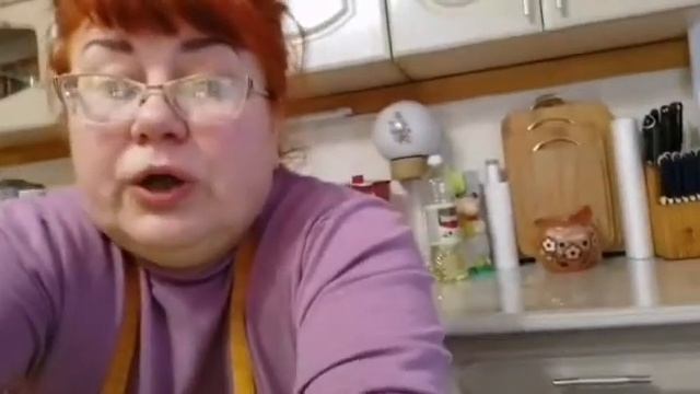 Минтай в сыро-сметанном соусе и божественные налистники с творогом смотреть онлайн