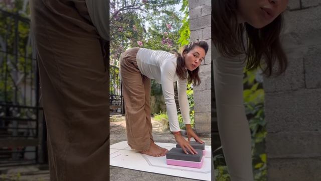 УТТАНАСАНА - поза для поднятия энергии. Детальный разбор смотреть онлайн