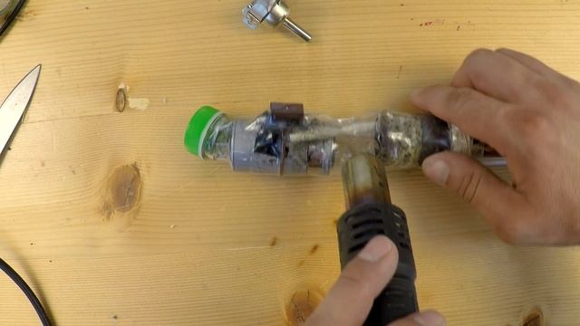 Полезное свойство пластиковой бутылки. ПЭТ / Useful property of plastic bottle смотреть онлайн