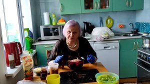 ?Нежная курочка без духовки и сковороды. Салат французских цыган.?.mp4