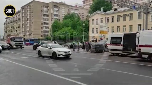 Aurus vs Volvo смотреть онлайн