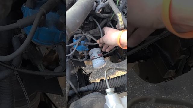 TICKING NOISE SIMPLE FIX FORD 300 Inline 6 смотреть онлайн