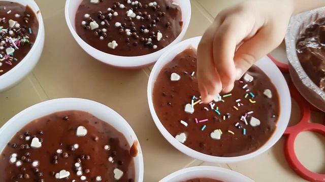 Первый хлебушек. Покрасили кладовку, сделали пудинг смотреть онлайн