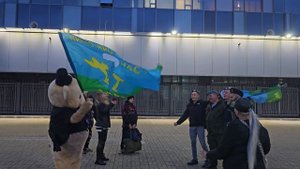 Встречаем сына! Дембель! Отслужил в войсках ВДВ!