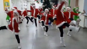 Новогодний перепляс 2020 от народного театра танца "Восторг".