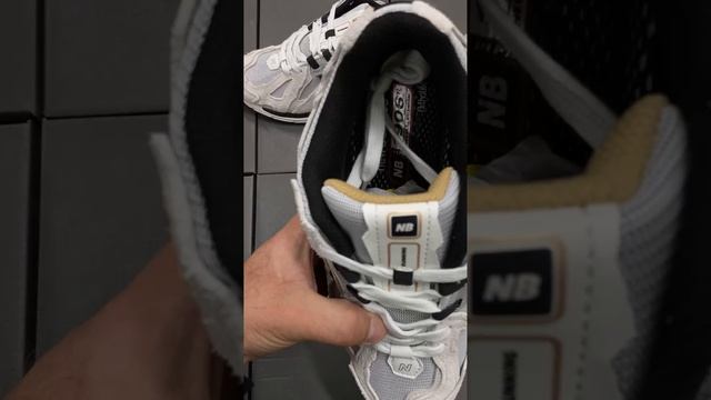 кроссовки New Balance 1906d Protection Pack смотреть онлайн