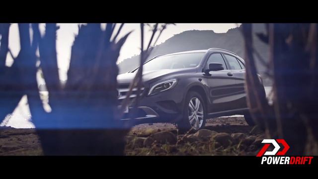 Mercedes Benz GLA 200 Interior : PowerDrift
