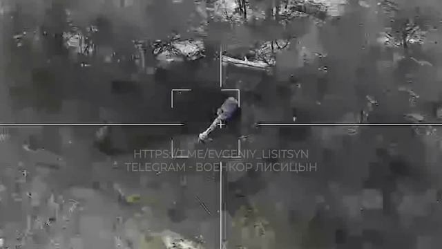 «Ланцеты» продолжают охотится на артиллерию ВСУ. Уничтожение очередной американской гаубицы М777 смотреть онлайн