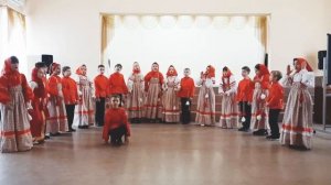 68. Детский фольклорный ансамбль Пчелочка -  Как на тоненький ледок