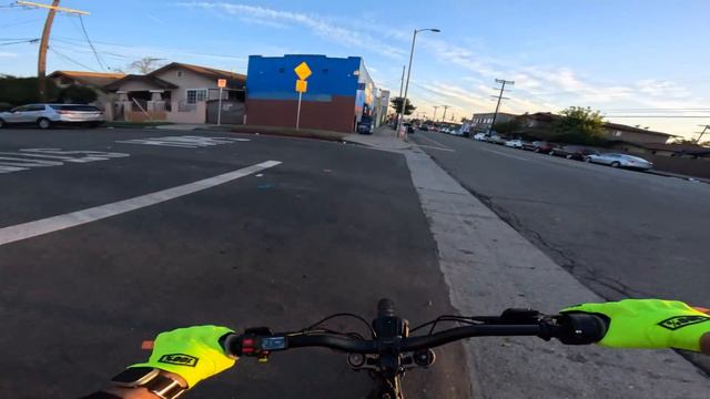 RIDING MY SURRON IN LA COMPTON GANG ZONES AND ILL NEVER GO AGAIN..