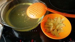 Грушевый кисель с корицей