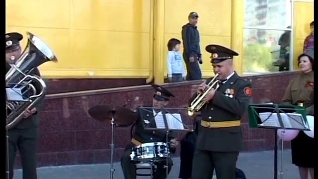 Случайный вальс - исполняет военный оркестр г. Москва смотреть онлайн