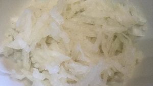 Салат из дайкона с квашеной капустой