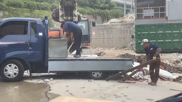 Утилизация строительного мусора в Южной Корее. #сторительныймусор#утилизациястроймусора#южнаякорея смотреть онлайн