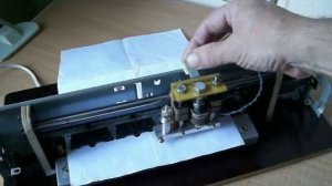 Самодельный режущий плоттер из струйного принтера. Часть 2. Механика.