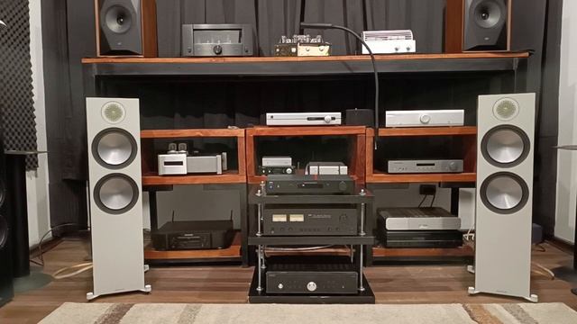 NAD C338- MONITOR AUDIO BRONZE 500 смотреть онлайн