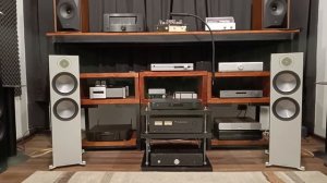 NAD C338- MONITOR AUDIO BRONZE 500