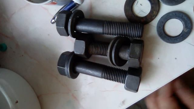 Ржавые болты закручивают в арки керченского моста.Гальваники мизер.Шарий(3) смотреть онлайн