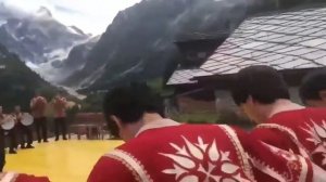 Армянский Танец Кочари ??