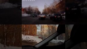 Видеорегистратор Mystery MDR-790DHR - съёмка днём