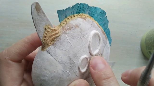 Игрушка на ёлку своими руками Урок 9: делаем фактурный 3D плавник в технике папье маше.