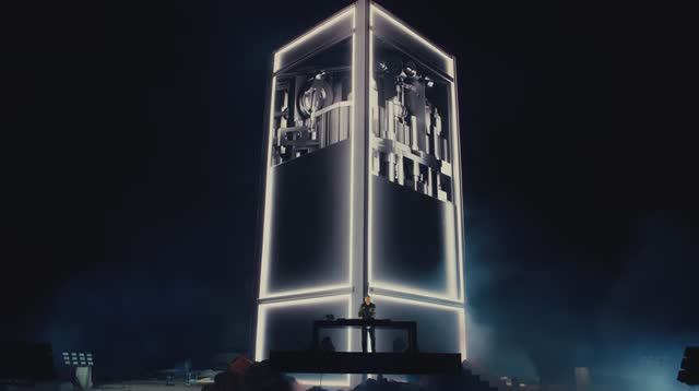 Epic Performance Of The Monolith At Alula!