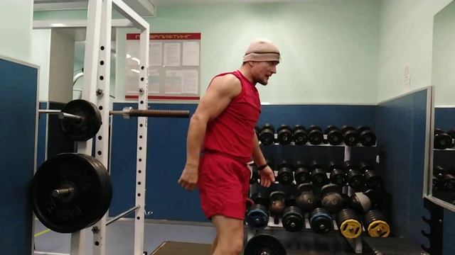 Рывки штанги к груди 47,5 килограмм. Мне 49 лет и я готовюсь к соревнованиям по дзюдо смотреть онлайн