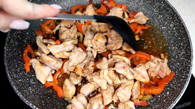 Фунчоза с курицей и овощами. ПОЛЕЗНЫЙ ОБЕД ЗА 15 МИНУТ! Отличная замена спагетти. БЕЗ ГЛЮТЕНА! смотреть онлайн