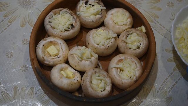 Шампиньоны запеченные с сыром