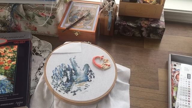 166. Вышивка Крестом. Риолис Мадам Моне за вышивкой, Мирабилия новинка смотреть онлайн