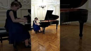 В Гаврилин  Вальс из Зарисовки для фортепиано в четыре руки