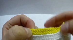 Вязаные крючком пинетки кеды