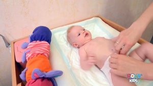 Видеоинструкция на круг на шею для купания младенцев