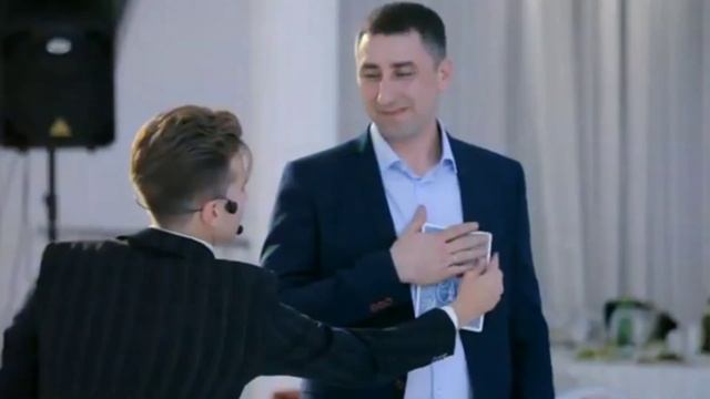 Иллюзионист Дмитрий на мероприятие | Event-агентство ANNA LEGENDA