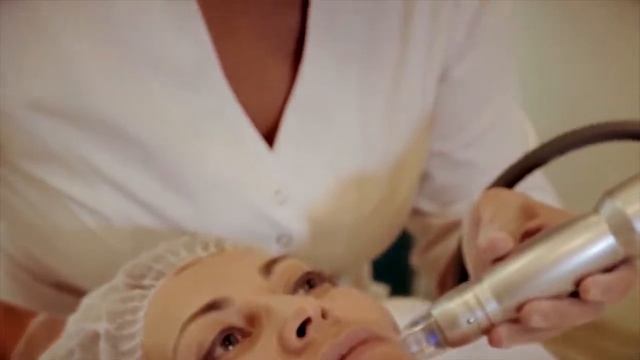 Косметолог Ирина Овчинникова о нитях и подтяжке лица смотреть онлайн