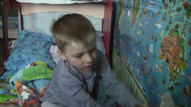 Ребенок 5 лет, шумно сглатывает во сне. Что делать? смотреть онлайн